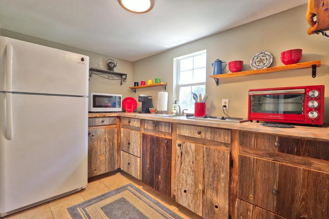 Sunflower Ridge Bungalow Wimberley Buitenkant foto